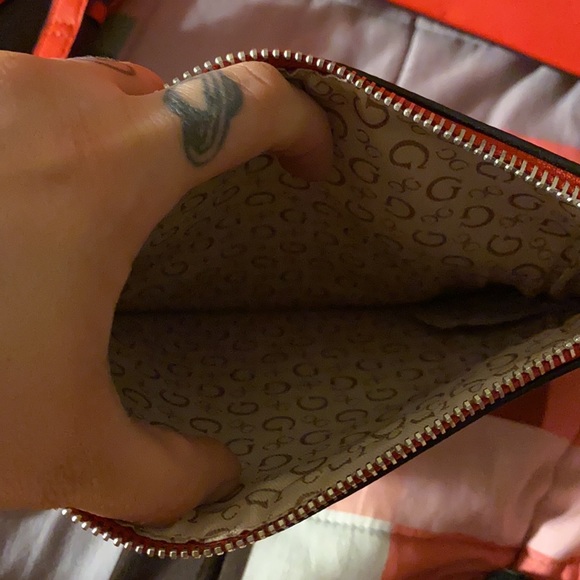 Red purse - Picture 7 of 8